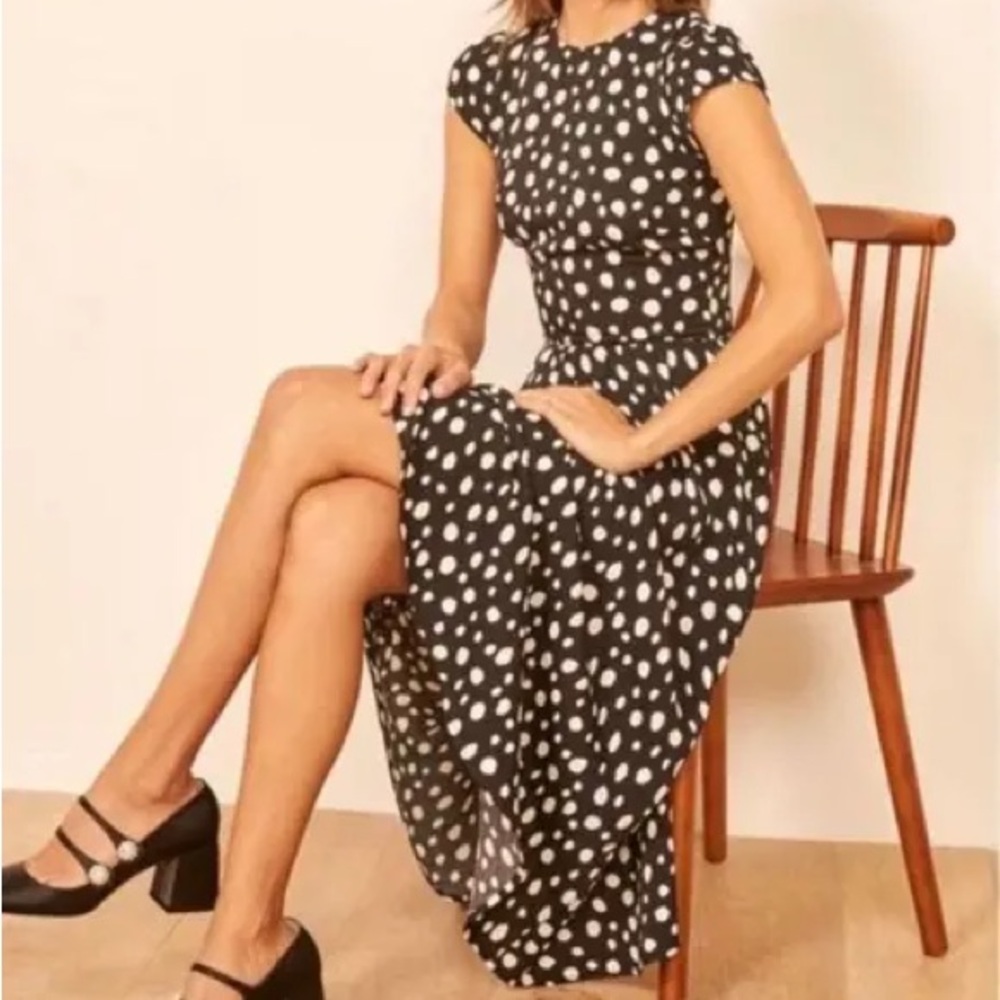 Reformation Rylie in Memento Black Midi Dress